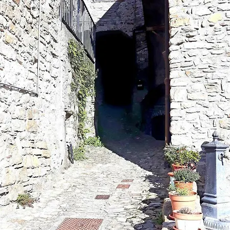 La Casa Felice Nel Verde Apricale