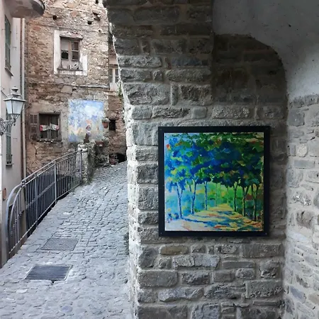 La Casa Felice Nel Verde Apartment *